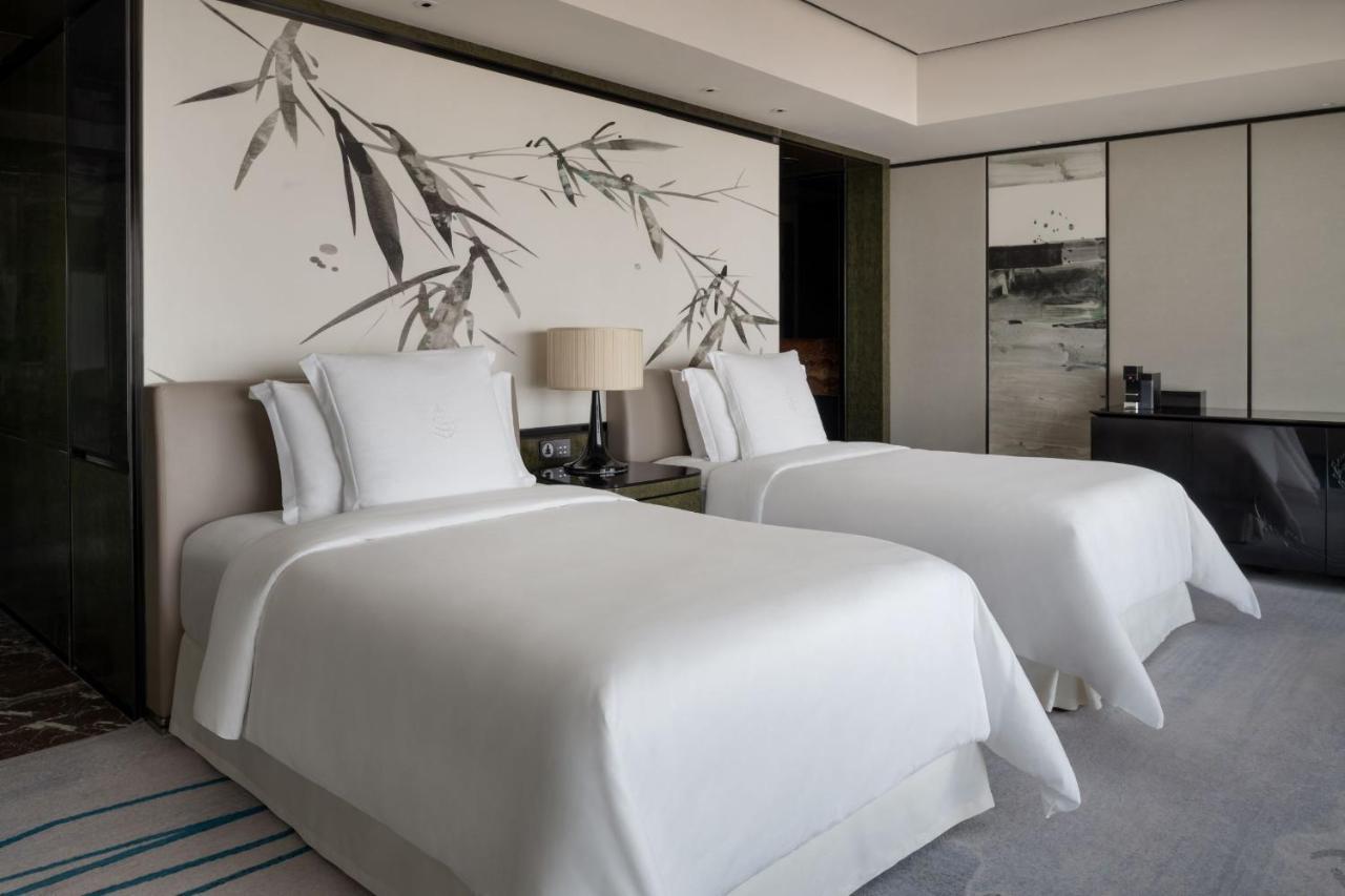 Four Seasons Hotel Guangzhou Dış mekan fotoğraf