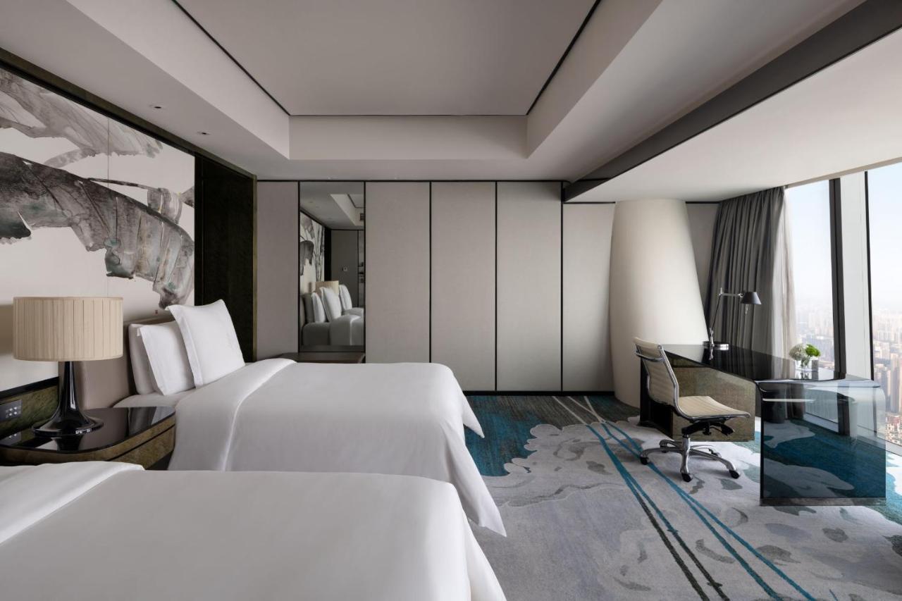 Four Seasons Hotel Guangzhou Dış mekan fotoğraf