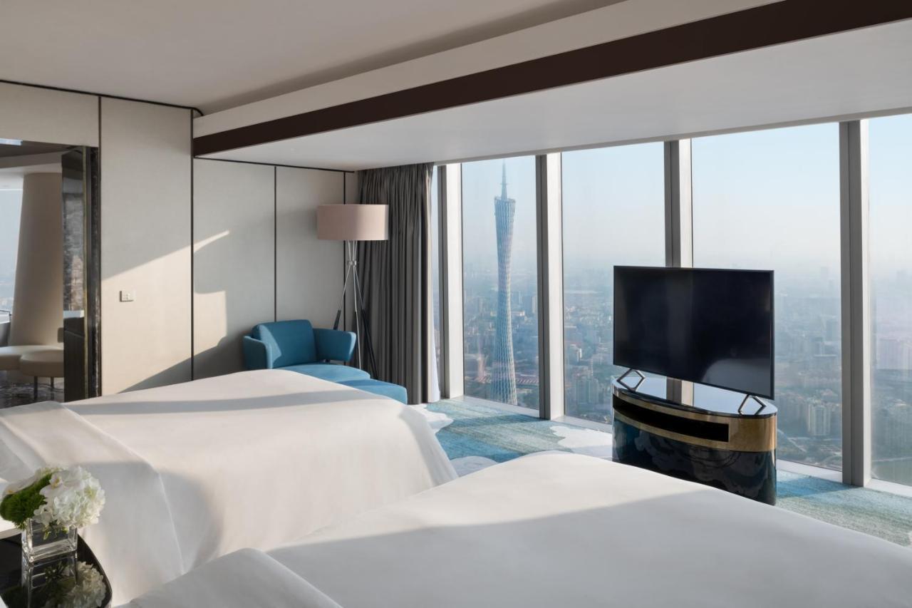Four Seasons Hotel Guangzhou Dış mekan fotoğraf